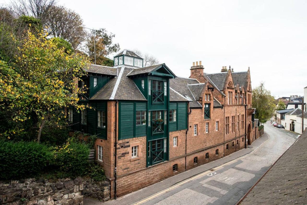 Altido Ultra Stylish Calton Road Apt W/ Parking Apartamento Edimburgo Exterior foto